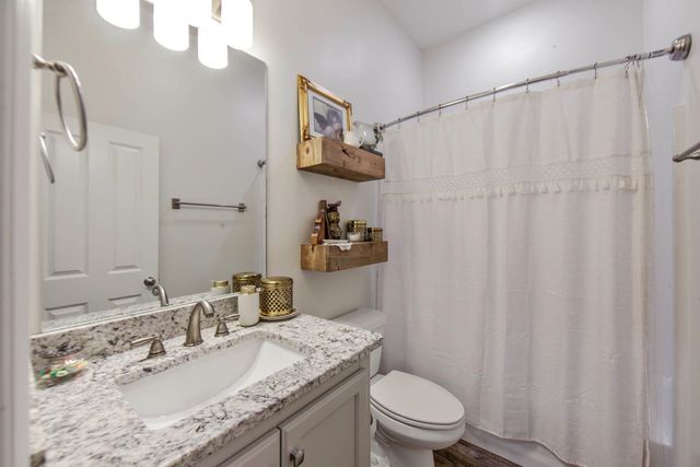 209 Crescent Estates Drive, Thibodaux, LA 70301