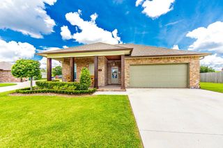 209 Crescent Estates Drive, Thibodaux, LA 70301