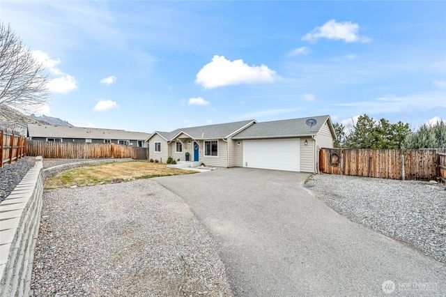 2059 Lasso Drive, Wenatchee, WA 98801