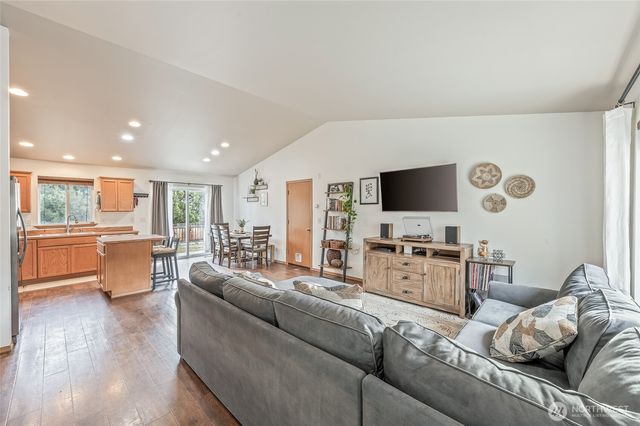 2059 Lasso Drive, Wenatchee, WA 98801