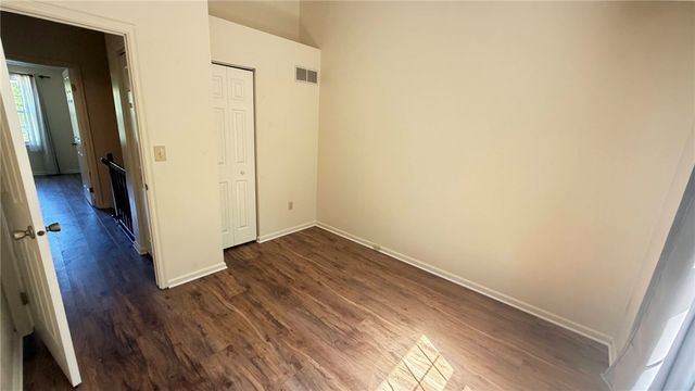 5085 Empire Dr, South Fayette, PA 15017