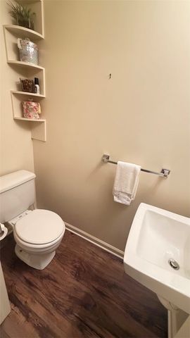 5085 Empire Dr, South Fayette, PA 15017