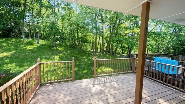 5085 Empire Dr, South Fayette, PA 15017