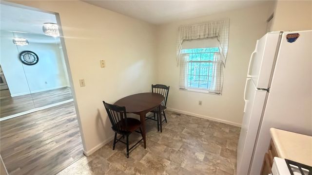 5085 Empire Dr, South Fayette, PA 15017