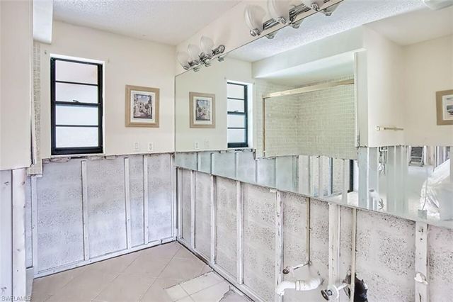 14922 Bonaire CIR, Fort Myers, FL 33908