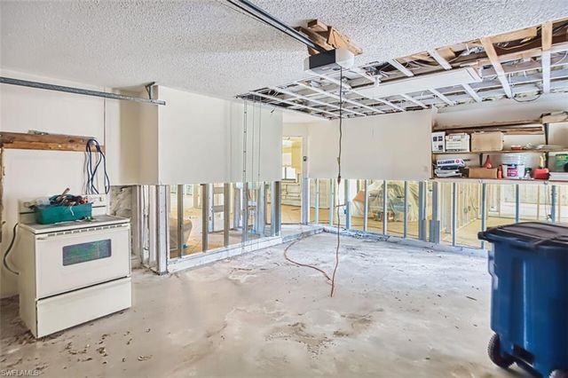 14922 Bonaire CIR, Fort Myers, FL 33908