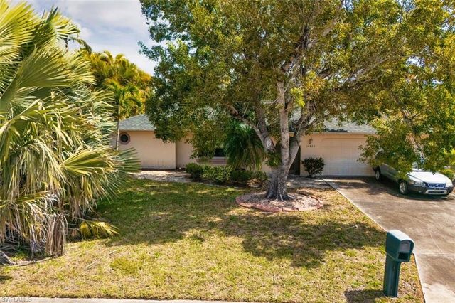 14922 Bonaire CIR, Fort Myers, FL 33908
