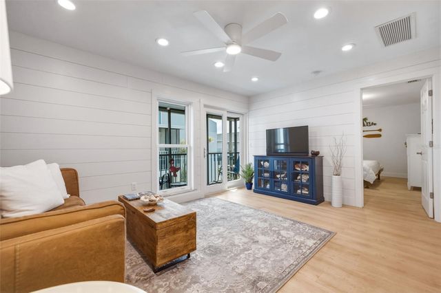 230 MEDALLION BOULEVARD F, Madeira Beach, FL 33708