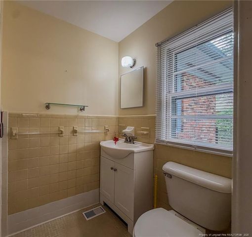507 W 20th Street, Lumberton, NC 28358