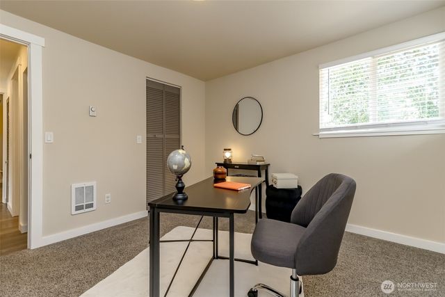 9810 119th Street SW, Lakewood, WA 98498