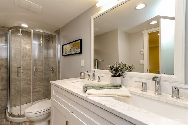 9810 119th Street SW, Lakewood, WA 98498
