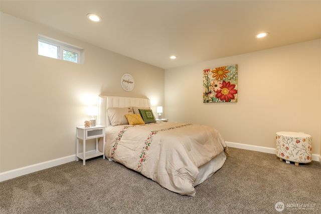 9810 119th Street SW, Lakewood, WA 98498