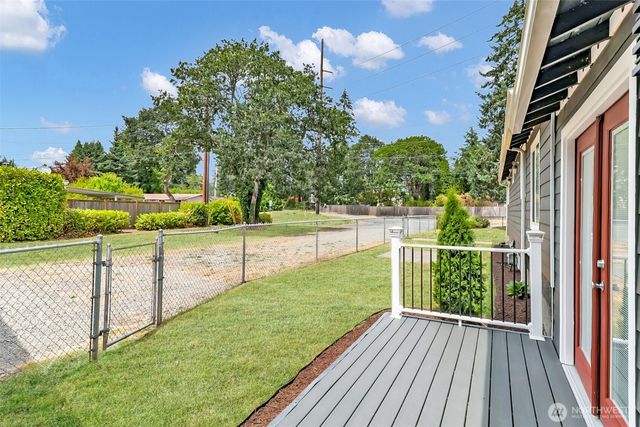 9810 119th Street SW, Lakewood, WA 98498