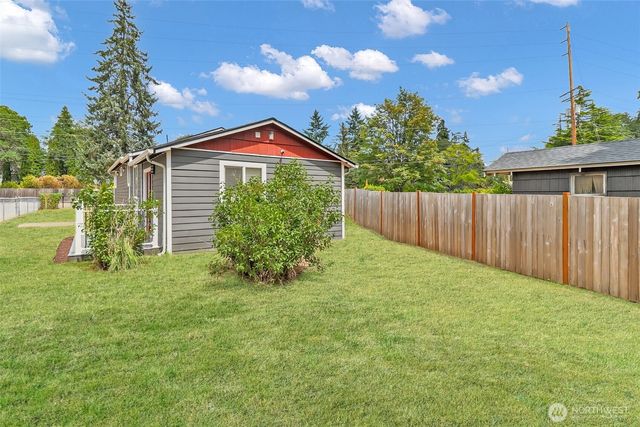 9810 119th Street SW, Lakewood, WA 98498