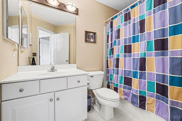 6764 Pondfield Lane, Mason, OH 45040