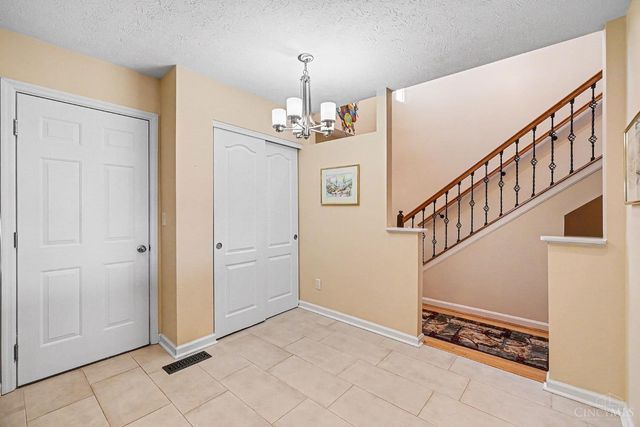 6764 Pondfield Lane, Mason, OH 45040