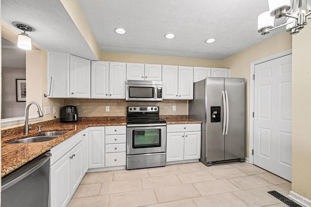 6764 Pondfield Lane, Mason, OH 45040