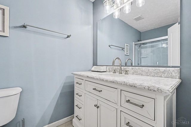 6764 Pondfield Lane, Mason, OH 45040