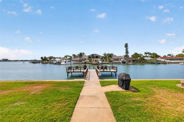 1893 SHORE DRIVE S 214, South Pasadena, FL 33707