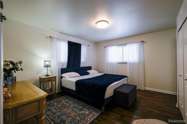 4054 Davison Road, Lapeer, MI 48446