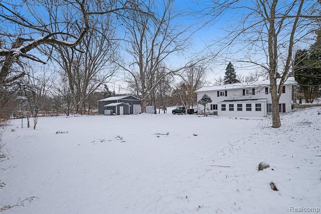 4054 Davison Road, Lapeer, MI 48446