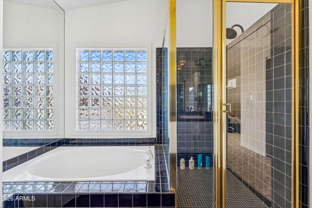 1002 E CORAL GABLES Drive, Phoenix, AZ 85022