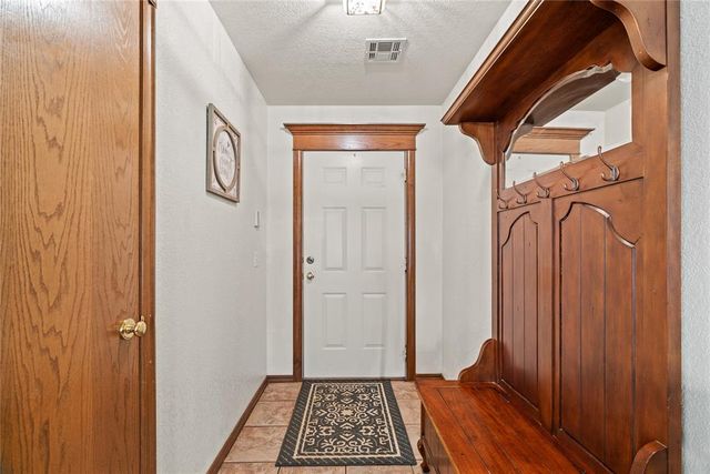 7940 Sundown Lane, Harrah, OK 74045