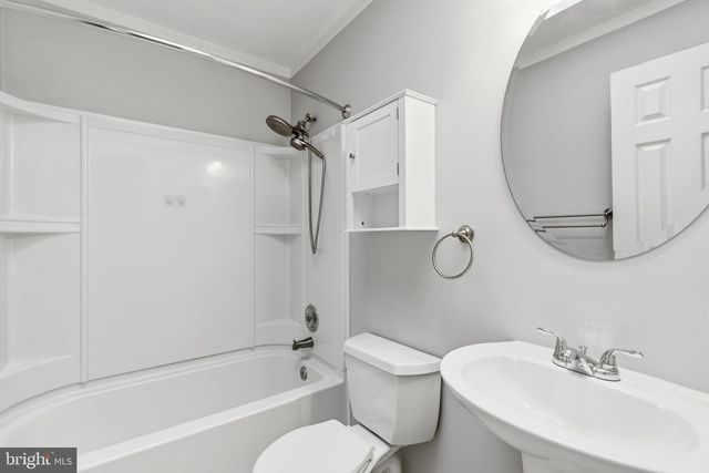 18 CAMPTON CT, Baltimore, MD 21236