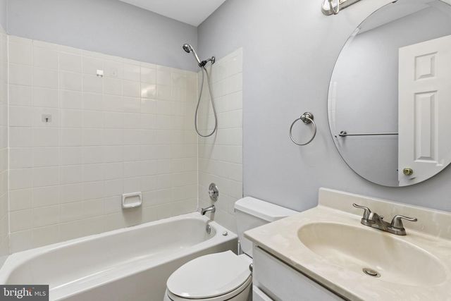 18 CAMPTON CT, Baltimore, MD 21236