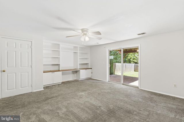 18 CAMPTON CT, Baltimore, MD 21236