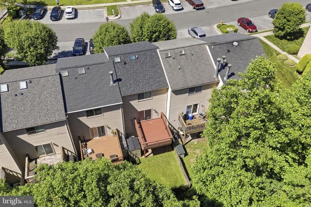 18 CAMPTON CT, Baltimore, MD 21236