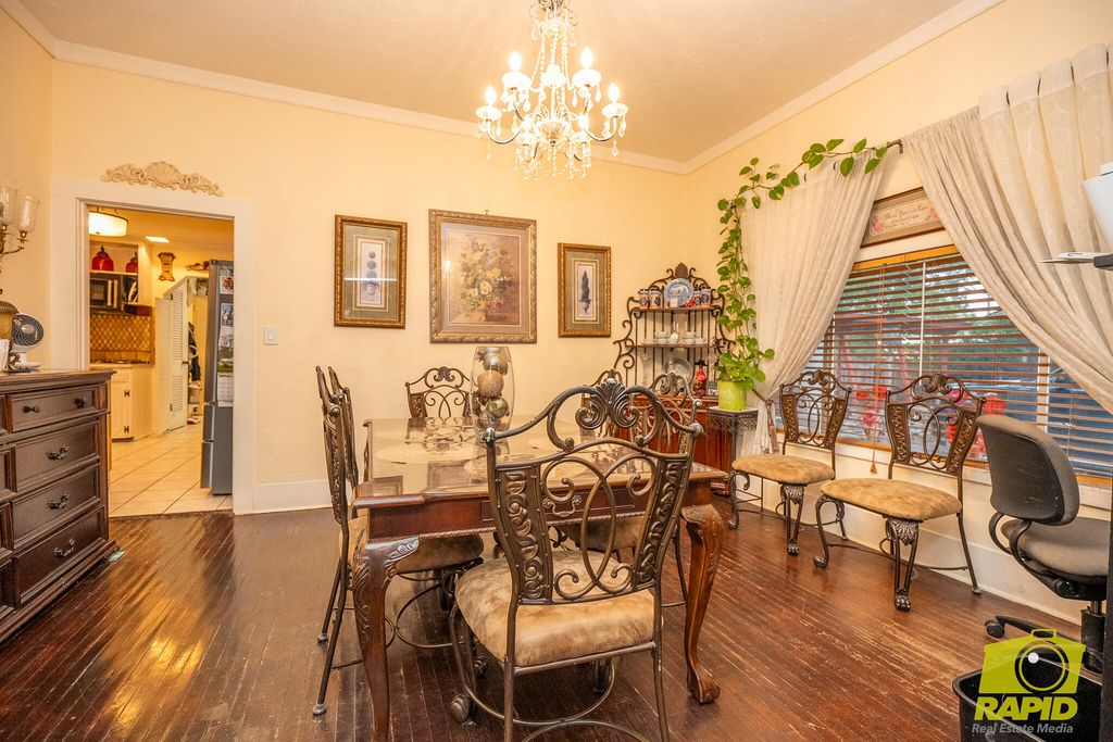 Image 8 of property listing at 15 N Monroe Street, San Angelo, TX 76901