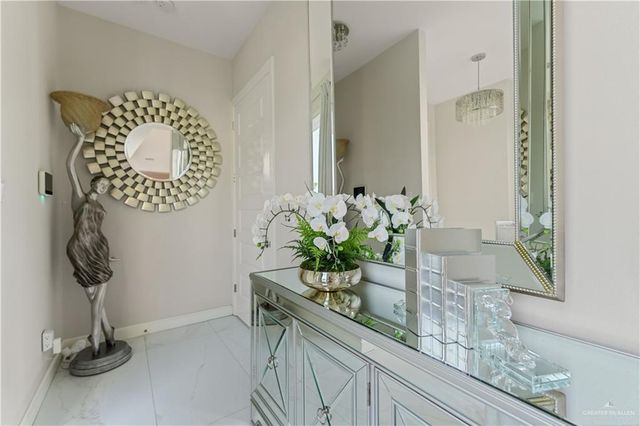 2511 S 43rd Lane, Mcallen, TX 78503