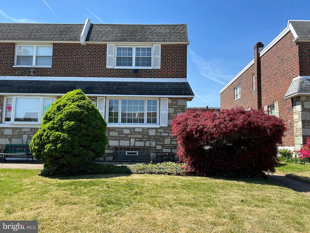 3016 VISTA ST, Philadelphia, PA 19152