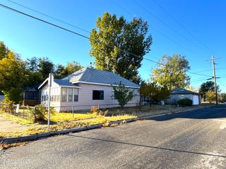 196 W 2nd Street, Battle Mountain, NV 89820
