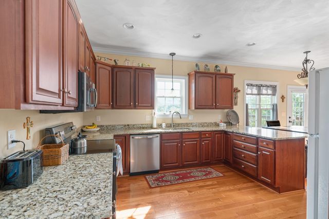 250 Thornblade WAY, Blue Ridge, VA 24064