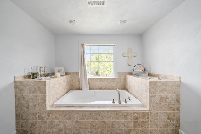 250 Thornblade WAY, Blue Ridge, VA 24064