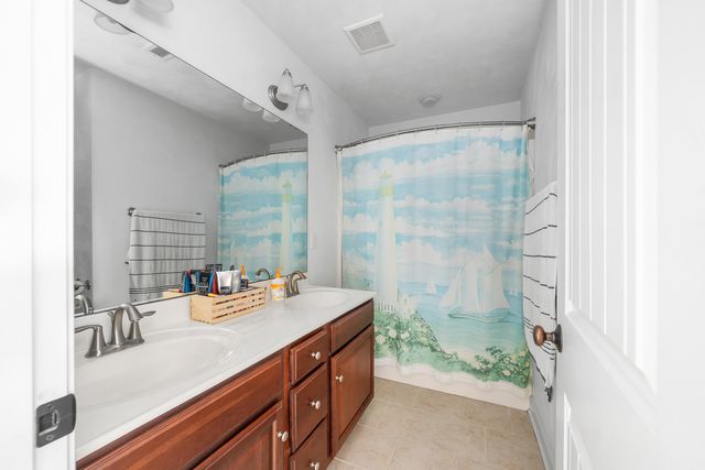 250 Thornblade WAY, Blue Ridge, VA 24064