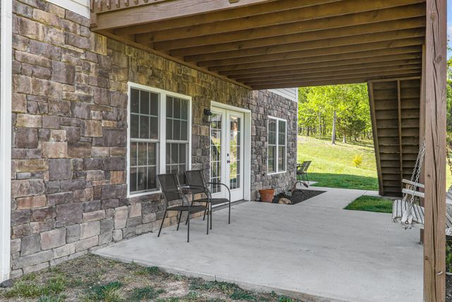 250 Thornblade WAY, Blue Ridge, VA 24064