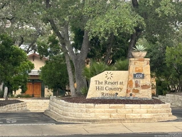 12722 Cascade Hl, San Antonio, TX 78253