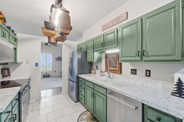 1865 Rosina Drive, Miamisburg, OH 45342