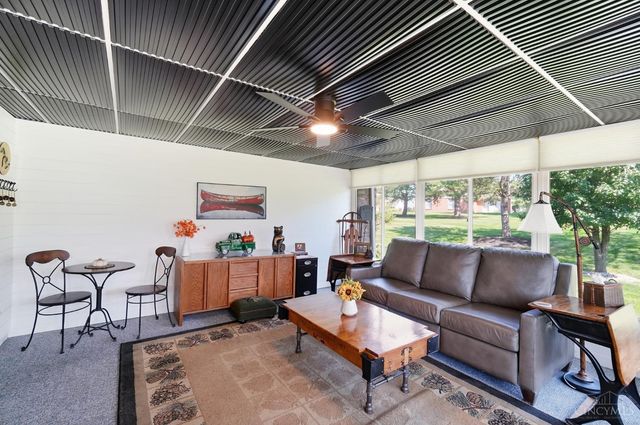 1865 Rosina Drive, Miamisburg, OH 45342