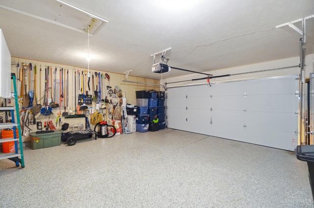 1865 Rosina Drive, Miamisburg, OH 45342