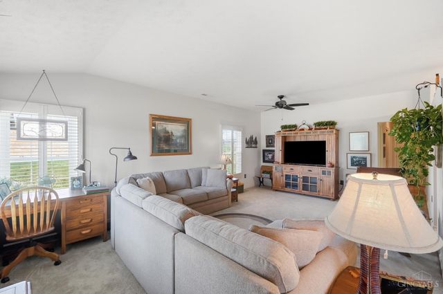 1865 Rosina Drive, Miamisburg, OH 45342