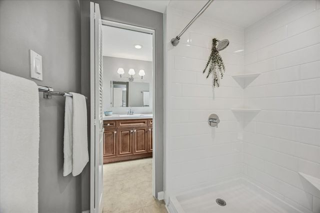 861 Crescent Boulevard, Glen Ellyn, IL 60137