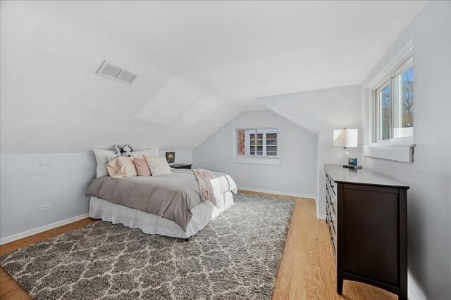 861 Crescent Boulevard, Glen Ellyn, IL 60137