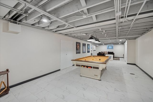 861 Crescent Boulevard, Glen Ellyn, IL 60137