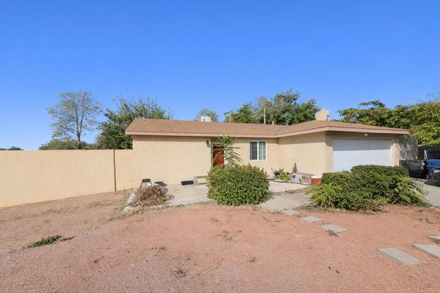 5901 Cochiti Drive NW, Albuquerque, NM 87120