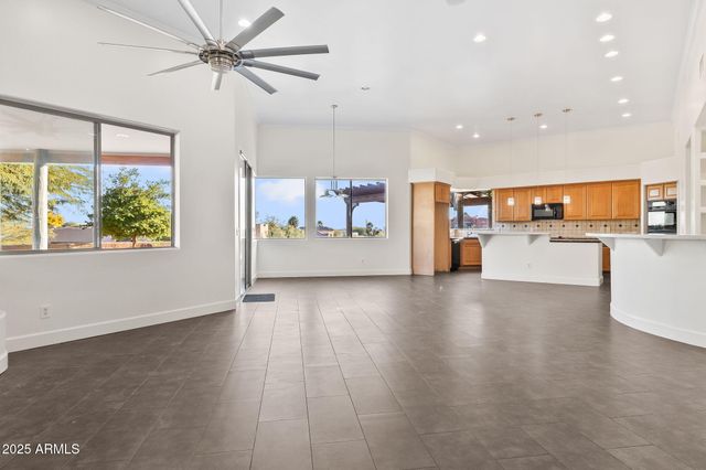 36413 N 34th Avenue, Phoenix, AZ 85086