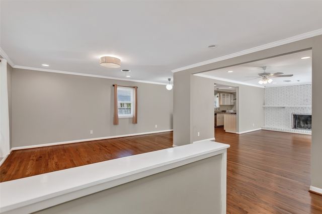 2510 Pinebluff Drive, Dallas, TX 75228